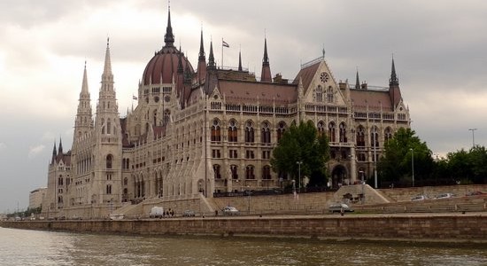 HRW apeluje do UE o dopilnowanie reformy prawa na Węgrzech