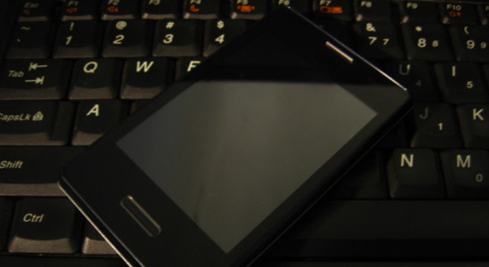 Nabywcy telefonów komórkowych oraz laptopów odpowiedzą za niezapłacony przez sprzedawcę VAT