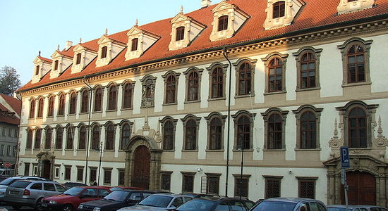 Czeski Senat przeciw ograniczeniu immunitetu dożywotniego