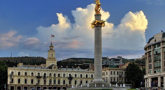 Senat chce pomóc Gruzinom w przeprowadzeniu reformy samorządowej