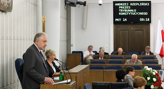 Prezes TK Andrzej Rzepliński w Komisji Ustawodawczej Senatu