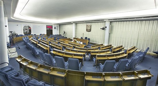 Biuro Legislacyjne Kancelarii Senatu: Uwagi do ustawy o zmianie ustawy o Trybunale Konstytucyjnym