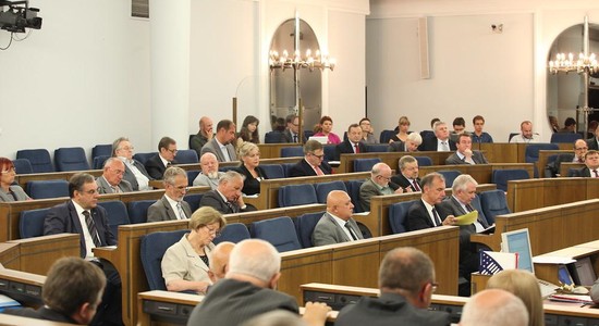 Senat przyjął nowelizację ustawy o zgromadzeniach wykonującą wyrok TK