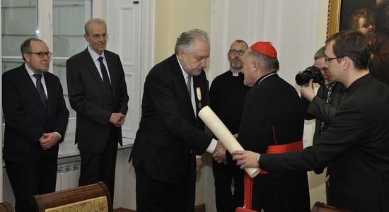 Prezes Andrzej Rzepliński odznaczony Pro Ecclesia et Pontifice