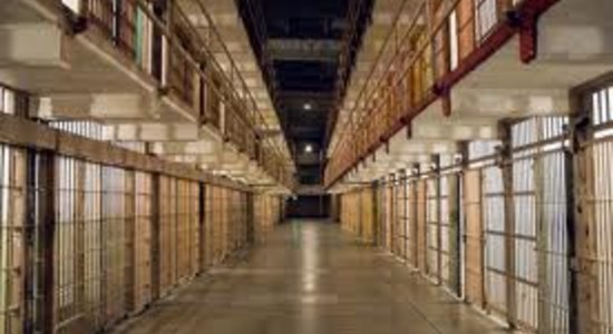 Zmiany w kodeksach usprawnią procesy i zmniejszą tłok w więzieniach